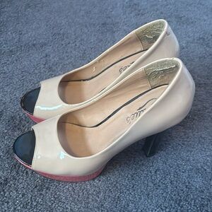 Tan and pink Candies